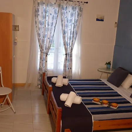 Oceanis Apartment Mikros Gialos